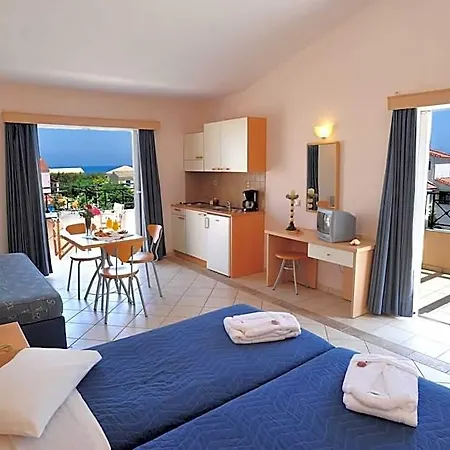 Ionian Princess Club Hotel, Corfu فندق أخارافي