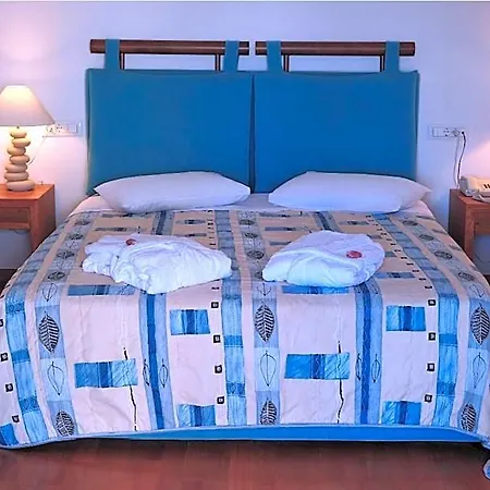 Ionian Princess Club Hotel, Corfu فندق 4*